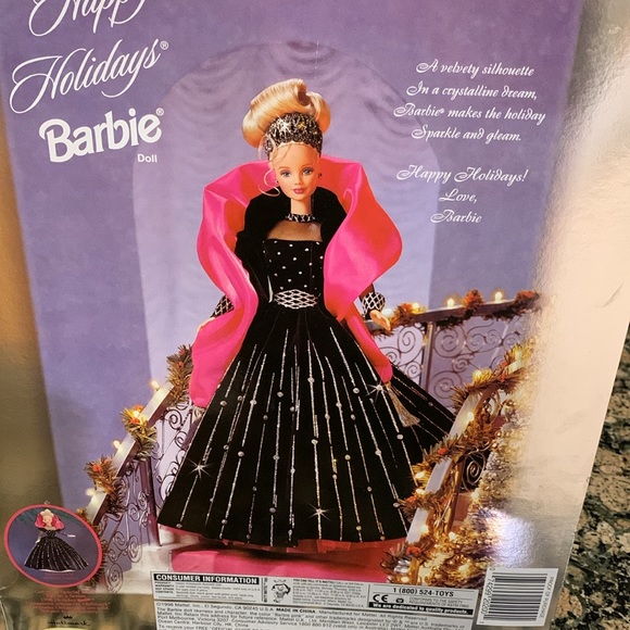 Happy Holidays Barbie 1998. New in box! - Picture 2 of 2